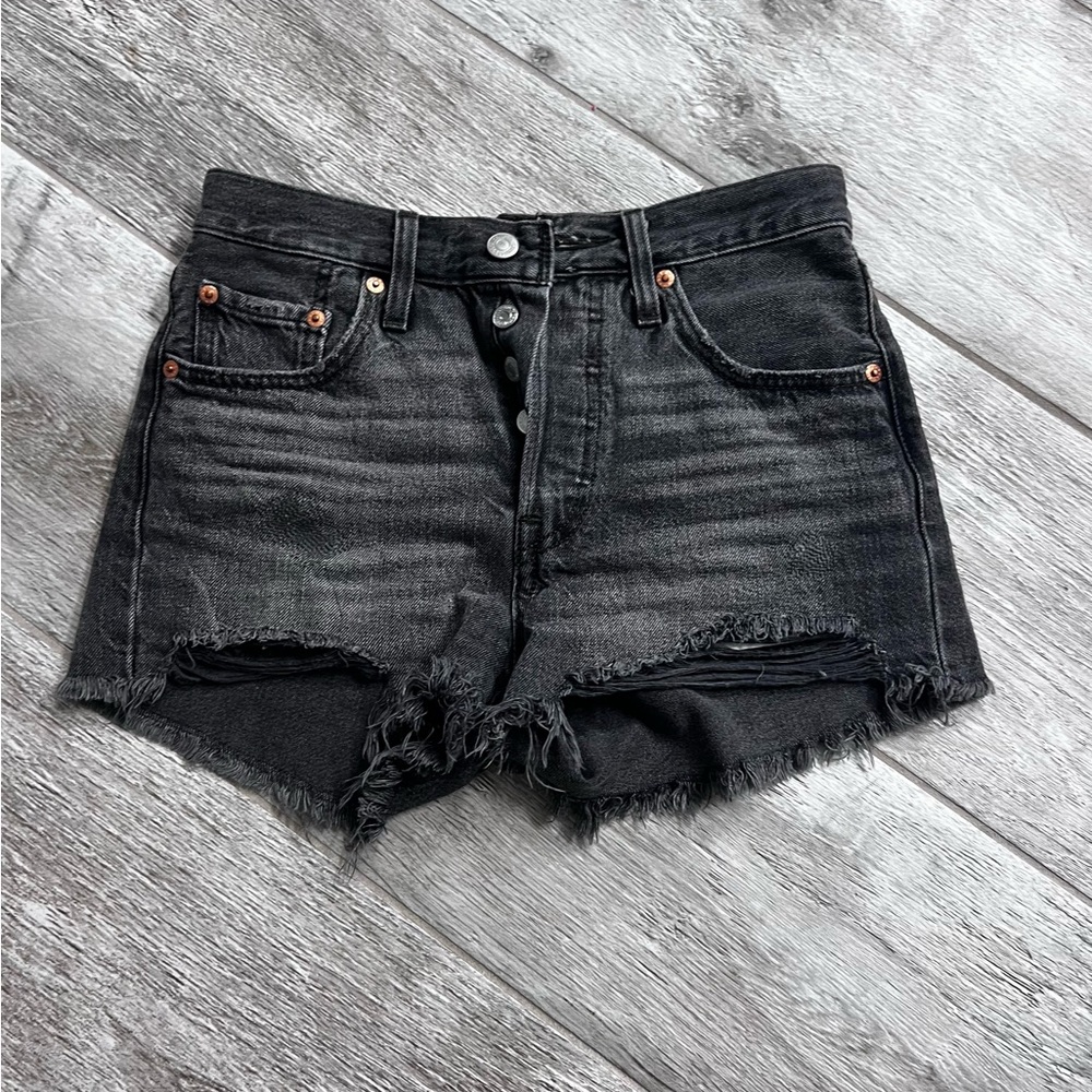 Levi’s HR Jean Short